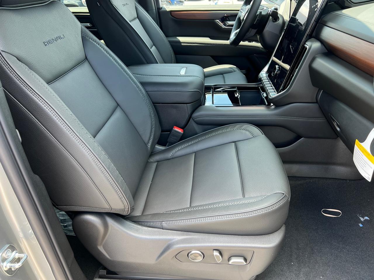 2025 GMC Yukon Denali Hagerstown MD