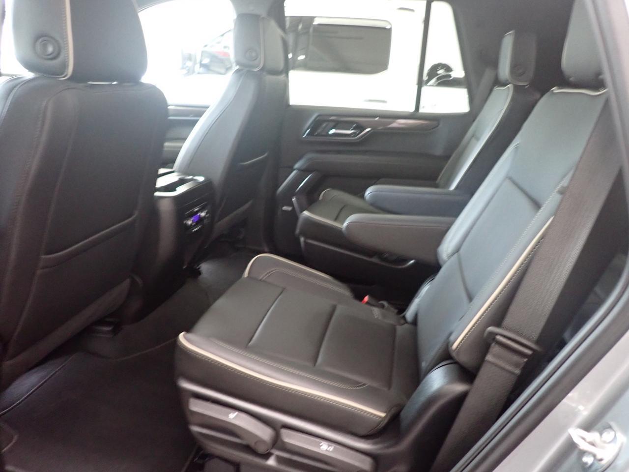 2025 GMC Yukon ELEVATION 4WD 4DR LEATHER 7 PASS Listowel ON