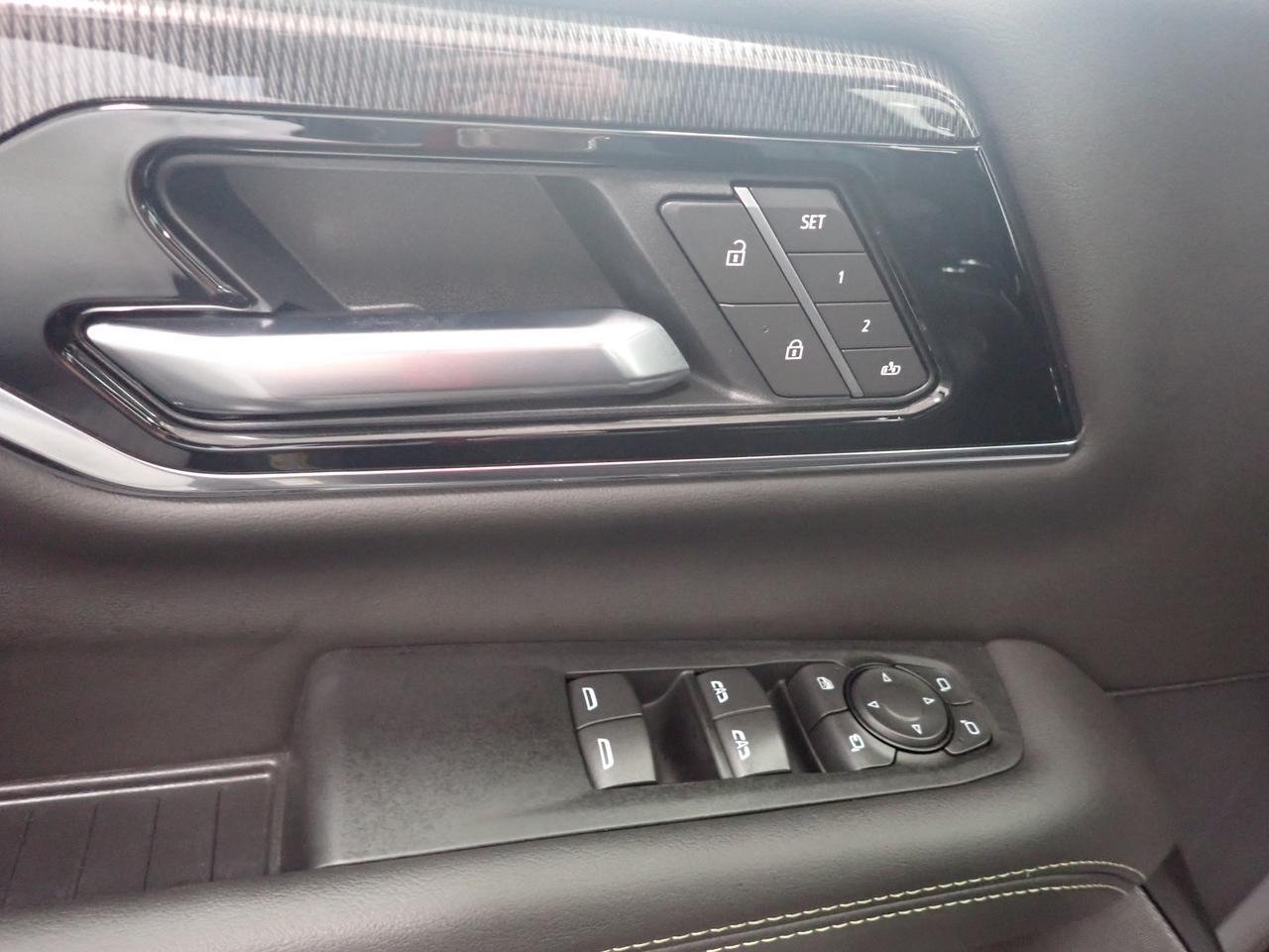 2025 GMC Yukon ELEVATION 4WD 4DR LEATHER 7 PASS Listowel ON