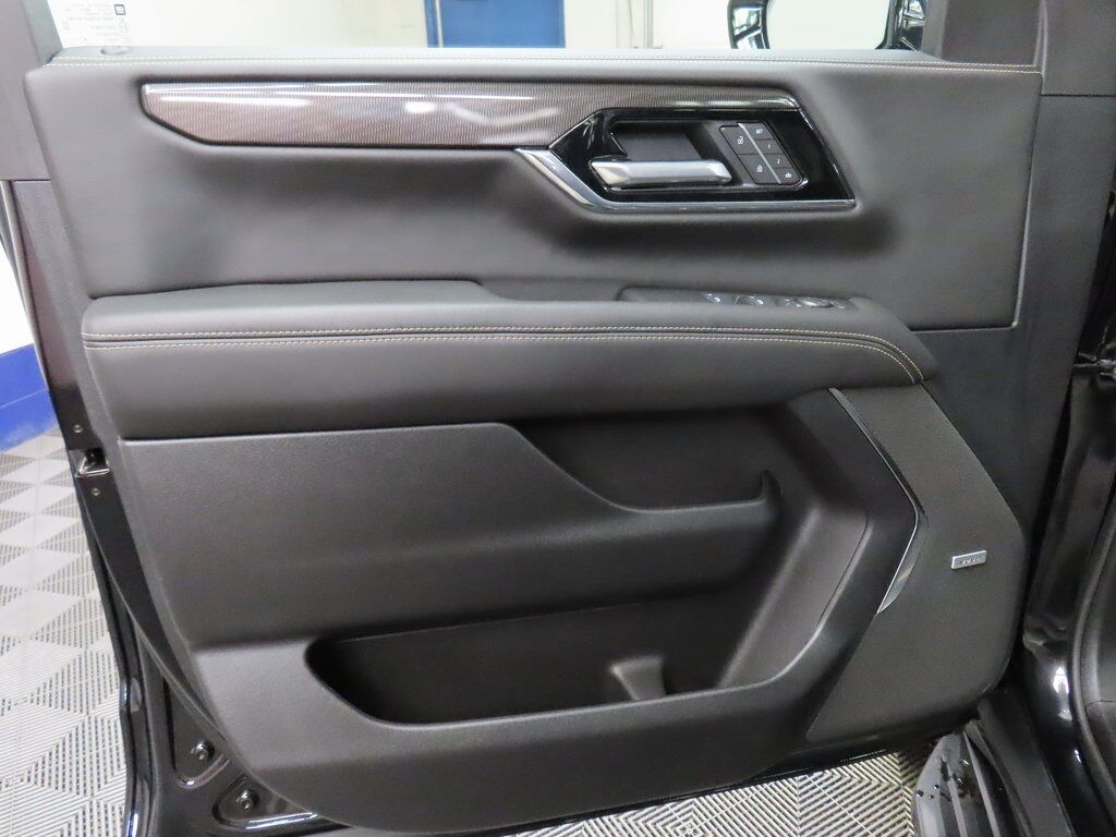 2025 GMC Yukon Elevation 4WD 7 Passenger Fond du Lac WI