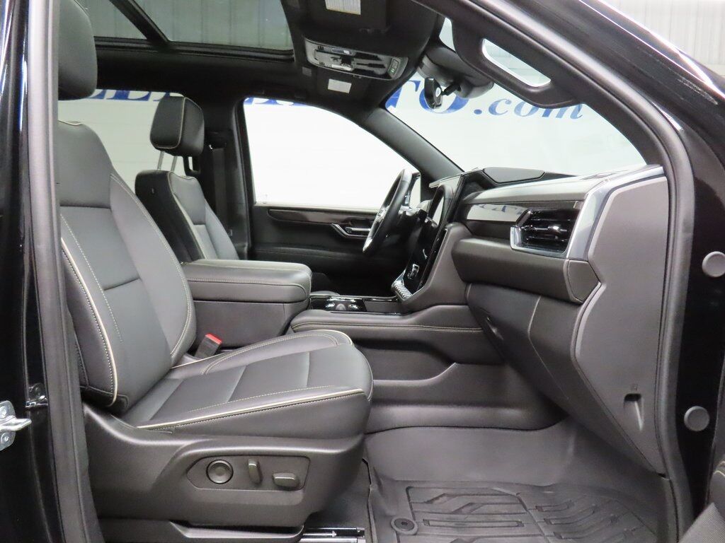 2025 GMC Yukon Elevation 4WD 7 Passenger Fond du Lac WI