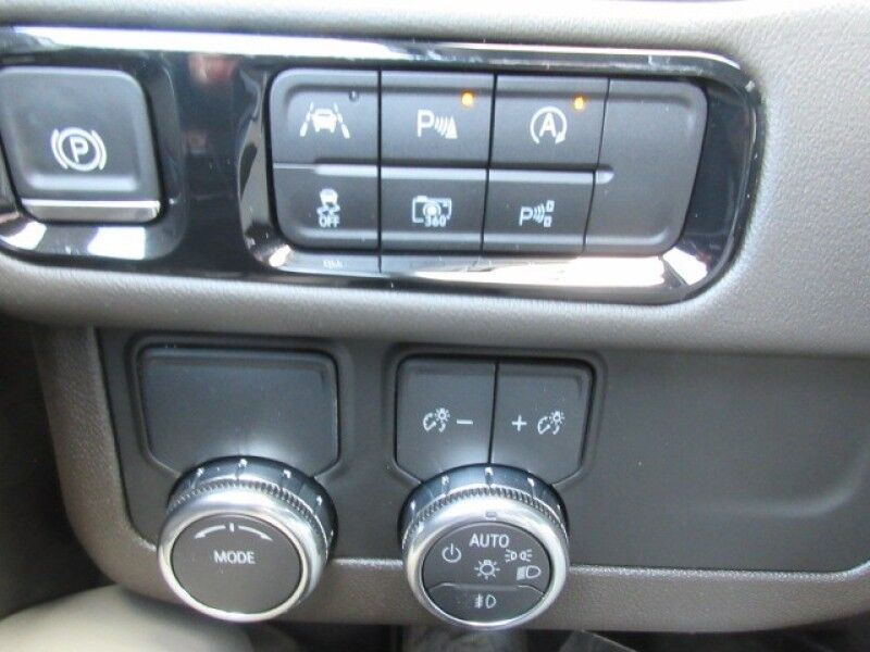 2025 GMC Yukon Elevation Saint George SC