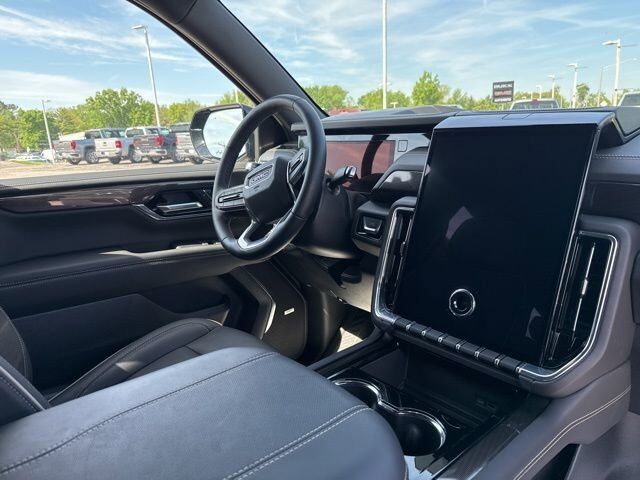 2025 GMC Yukon Elevation Carbondale IL