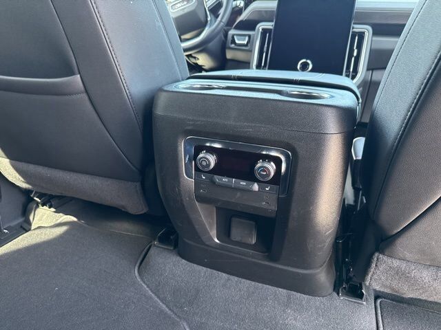 2025 GMC Yukon Elevation Carbondale IL