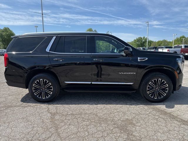 2025 GMC Yukon Elevation Carbondale IL