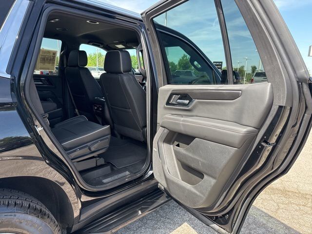 2025 GMC Yukon Elevation Carbondale IL