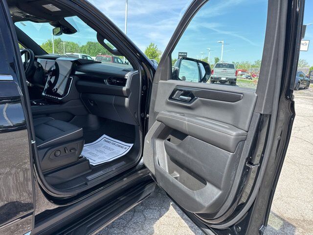 2025 GMC Yukon Elevation Carbondale IL