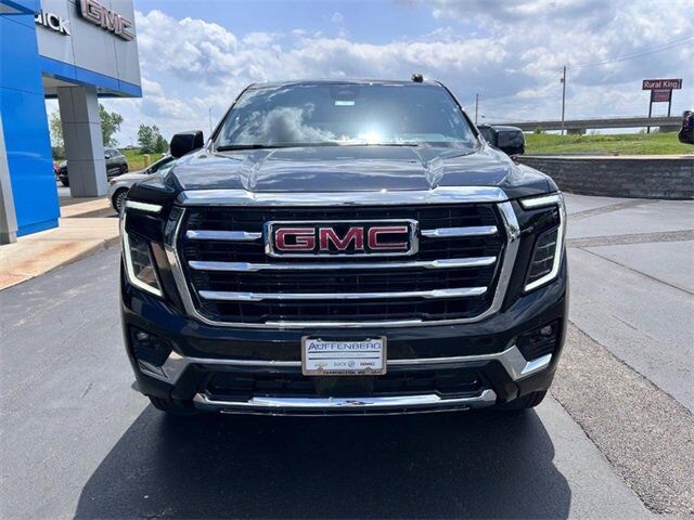 2025 GMC Yukon Elevation Farmington MO