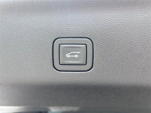 2025 GMC Yukon Elevation Farmington MO