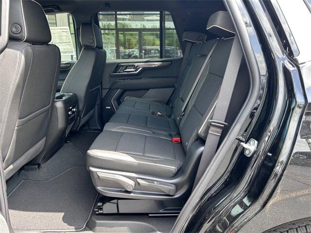2025 GMC Yukon Elevation Farmington MO