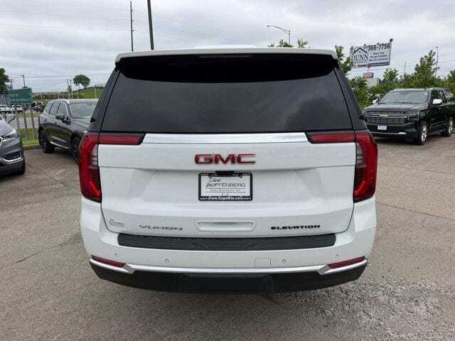 2025 GMC Yukon Elevation