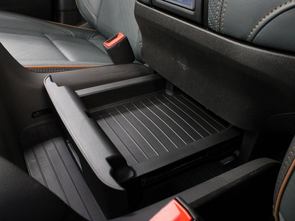 2025 GMC Yukon XL AT4 4WD 7 Passenger Fond du Lac WI