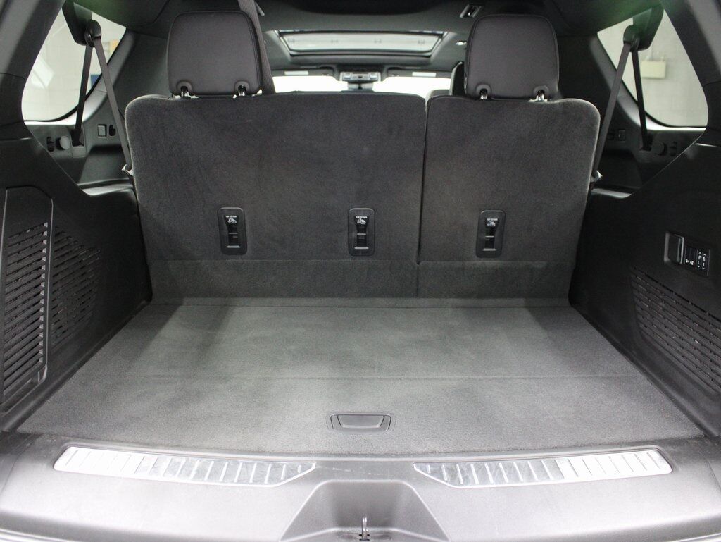 2025 GMC Yukon XL AT4 4WD 7 Passenger Fond du Lac WI