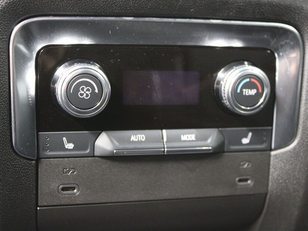 2025 GMC Yukon XL AT4 4WD 7 Passenger Fond du Lac WI