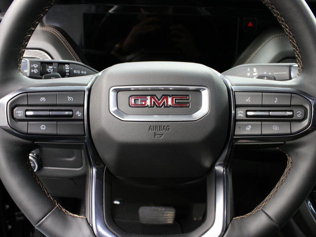 2025 GMC Yukon XL AT4 4WD 7 Passenger Fond du Lac WI