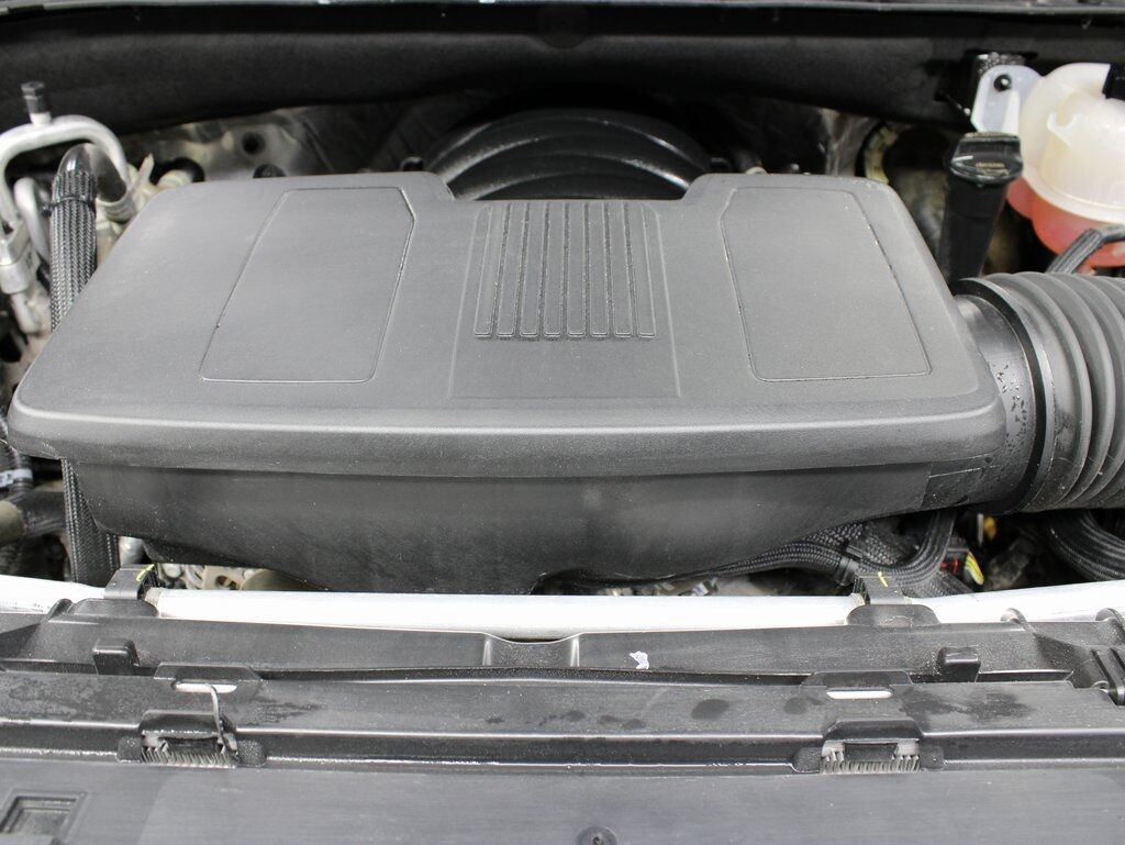 2025 GMC Yukon XL AT4 4WD 7 Passenger Fond du Lac WI