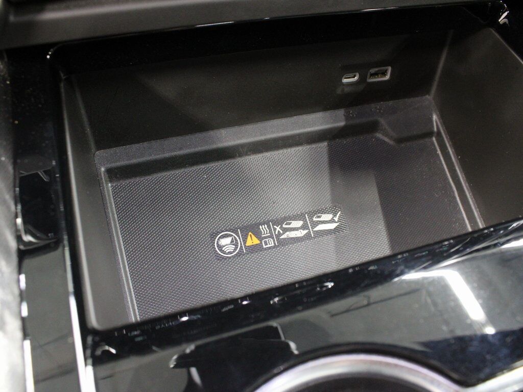 2025 GMC Yukon XL AT4 4WD 7 Passenger Fond du Lac WI