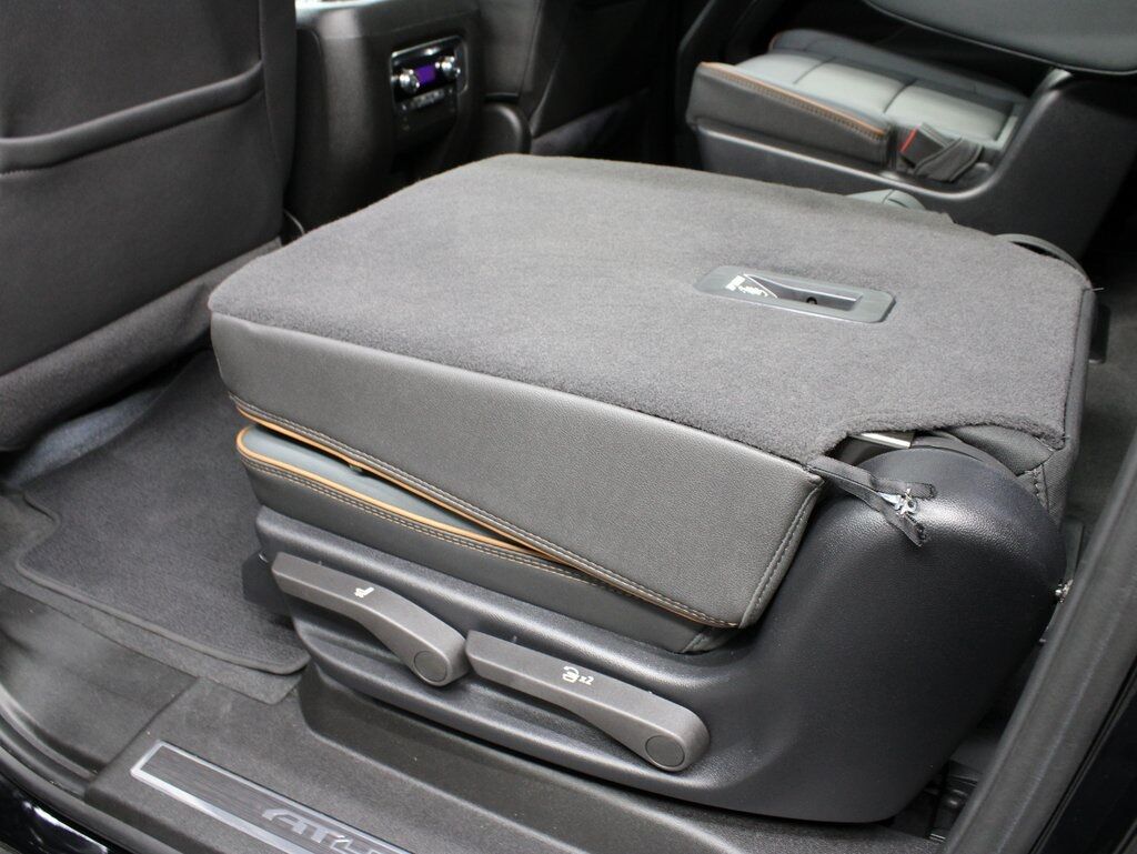 2025 GMC Yukon XL AT4 4WD 7 Passenger Fond du Lac WI