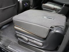 2025 GMC Yukon XL AT4 4WD 7 Passenger Fond du Lac WI