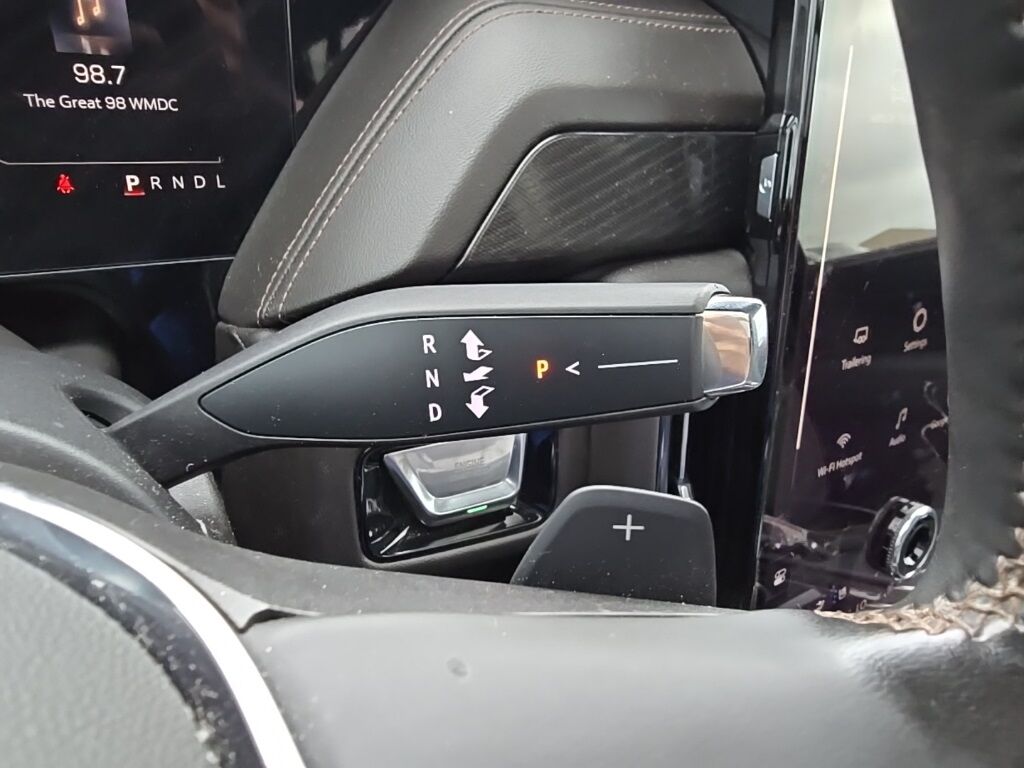 2025 GMC Yukon XL AT4 4WD 7 Passenger Fond du Lac WI