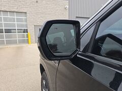 2025 GMC Yukon XL AT4 4WD 7 Passenger Fond du Lac WI