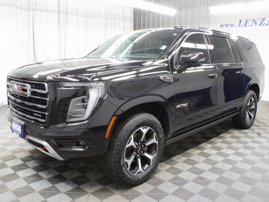 2025 GMC Yukon XL AT4 4WD 7 Passenger Fond du Lac WI