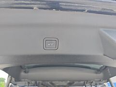 2025 GMC Yukon XL AT4 4WD 7 Passenger Fond du Lac WI