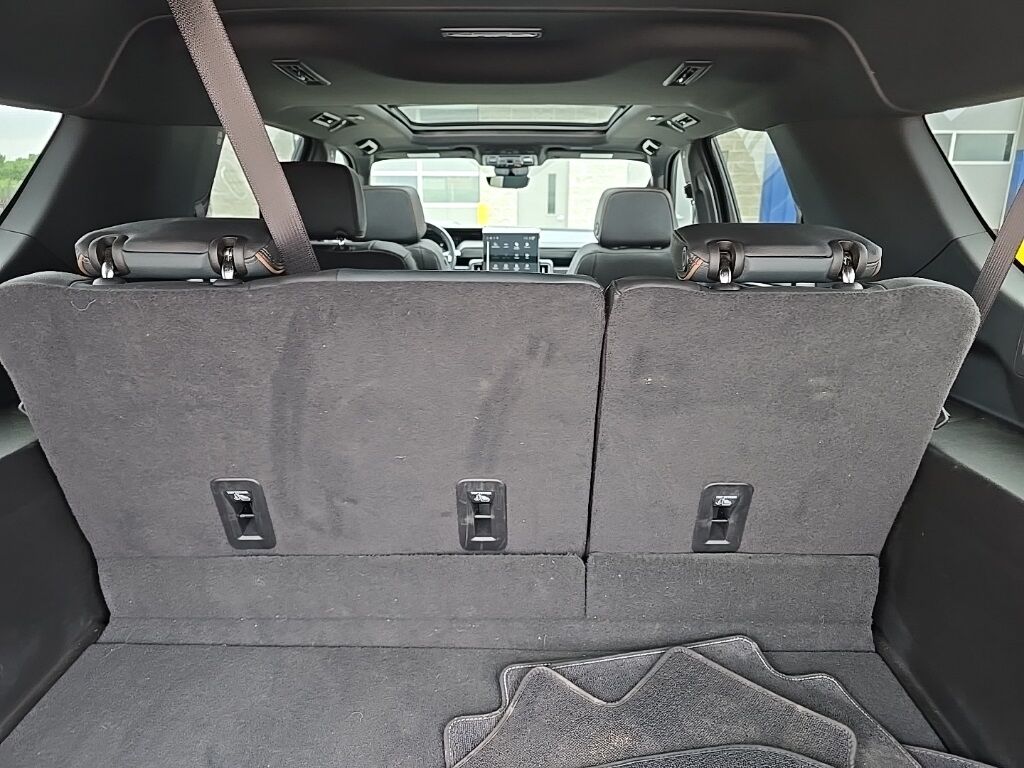 2025 GMC Yukon XL AT4 4WD 7 Passenger Fond du Lac WI