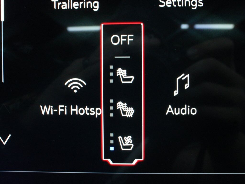 2025 GMC Yukon XL AT4 4WD 7 Passenger Fond du Lac WI