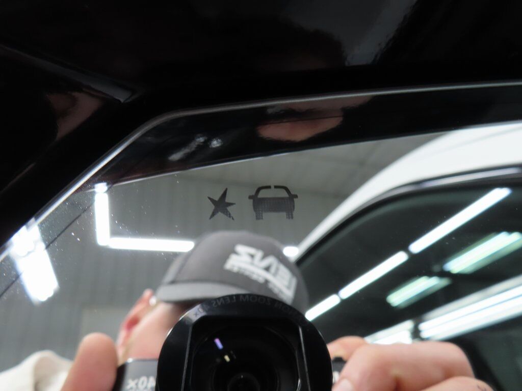 2025 GMC Yukon XL AT4 4WD Fond du Lac WI