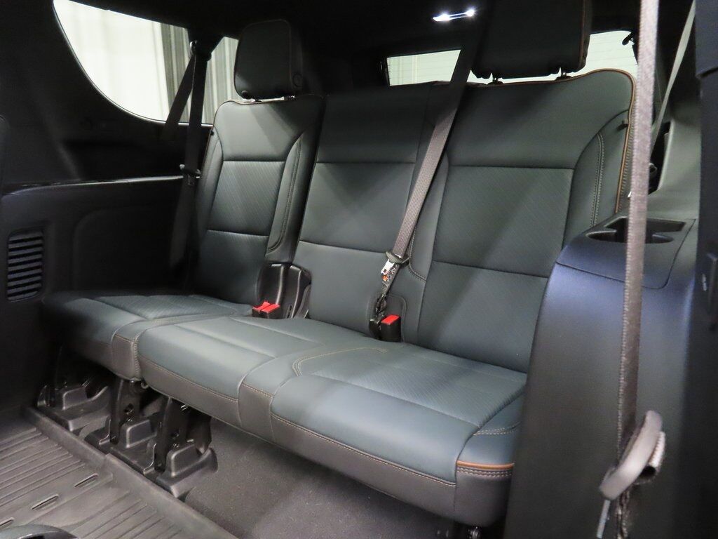 2025 GMC Yukon XL AT4 4WD Fond du Lac WI