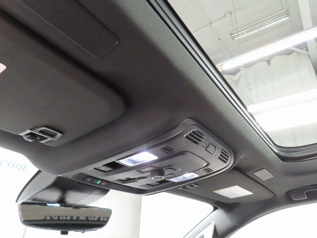 2025 GMC Yukon XL AT4 4WD Fond du Lac WI