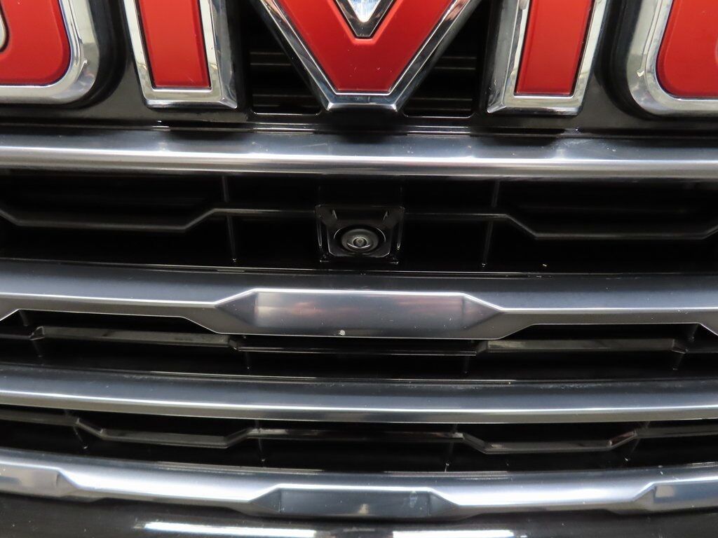 2025 GMC Yukon XL AT4 4WD Fond du Lac WI