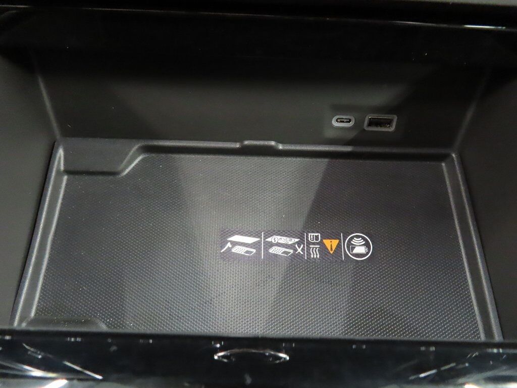 2025 GMC Yukon XL AT4 4WD Fond du Lac WI