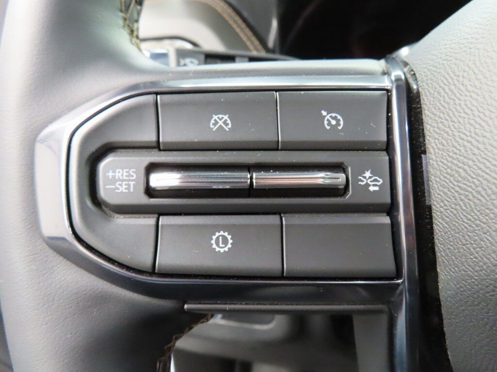 2025 GMC Yukon XL AT4 4WD Fond du Lac WI