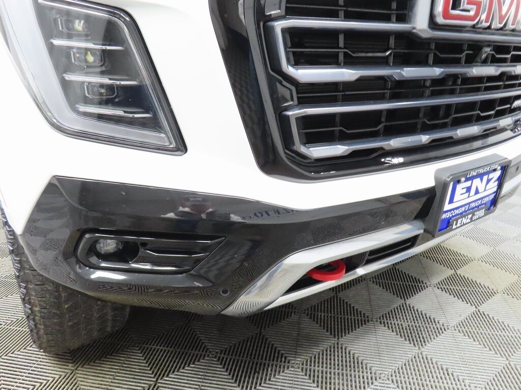 2025 GMC Yukon XL AT4 4WD Fond du Lac WI