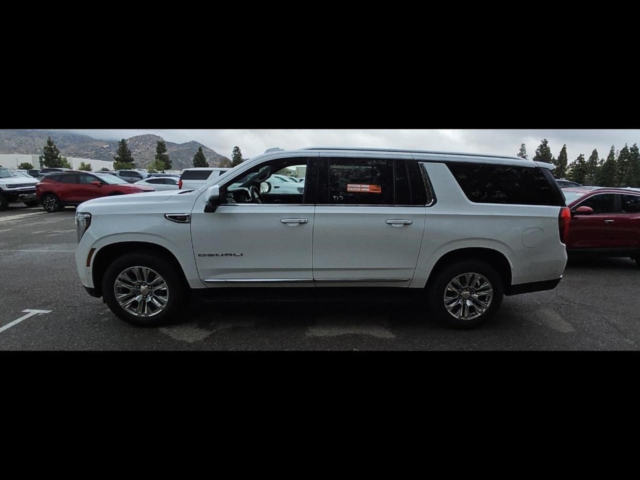 2025 GMC Yukon XL Denali 4WD 1-Owner Scottsdale AZ