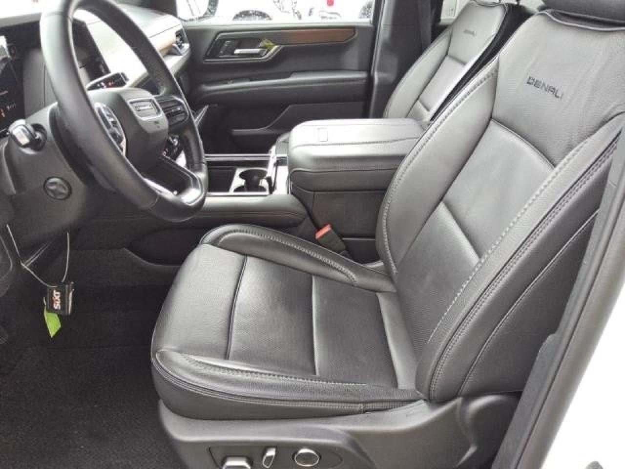 2025 GMC Yukon XL Denali 4WD 1-Owner Scottsdale AZ