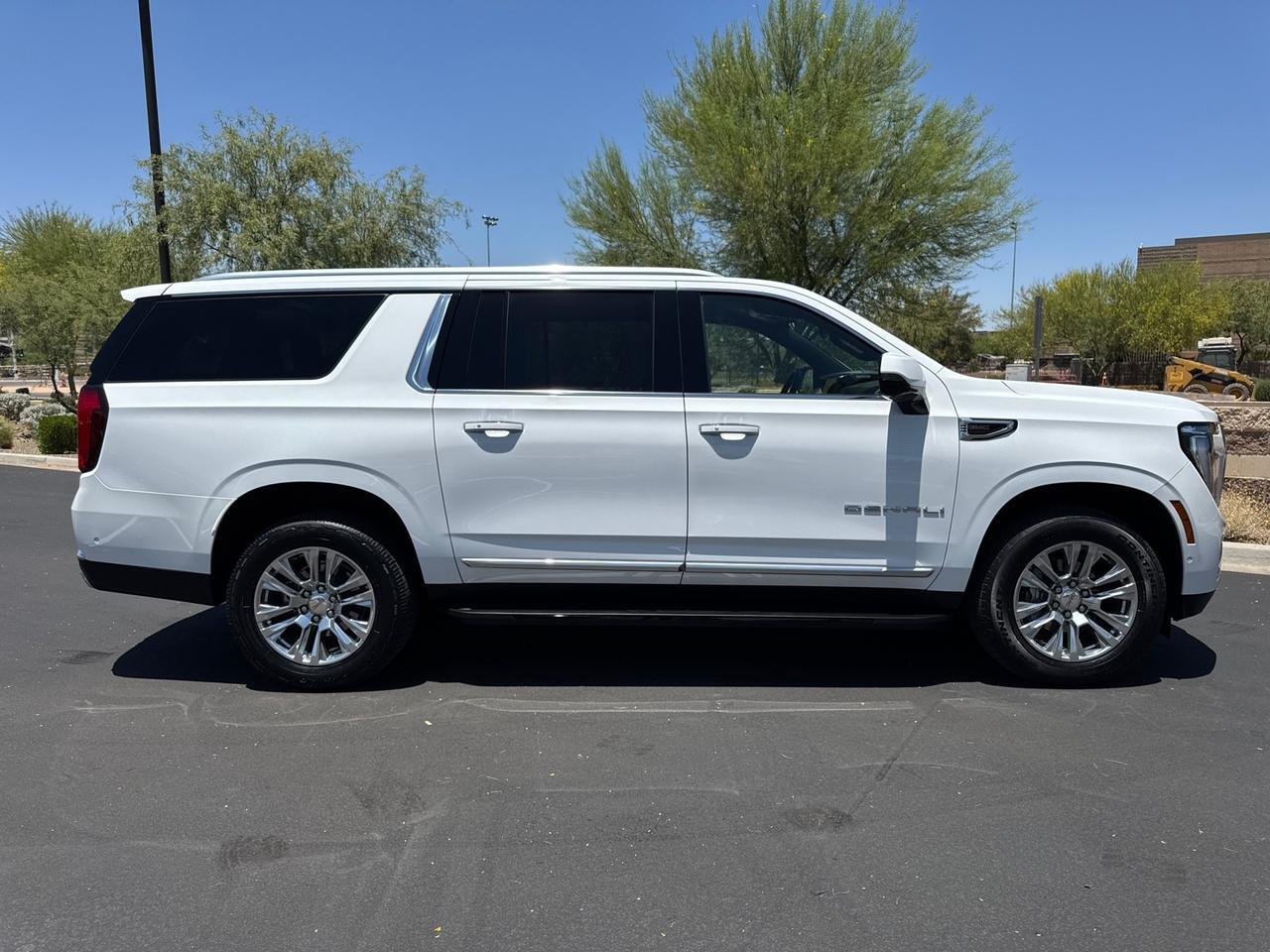 2025 GMC Yukon XL Denali 4WD 1-Owner Scottsdale AZ