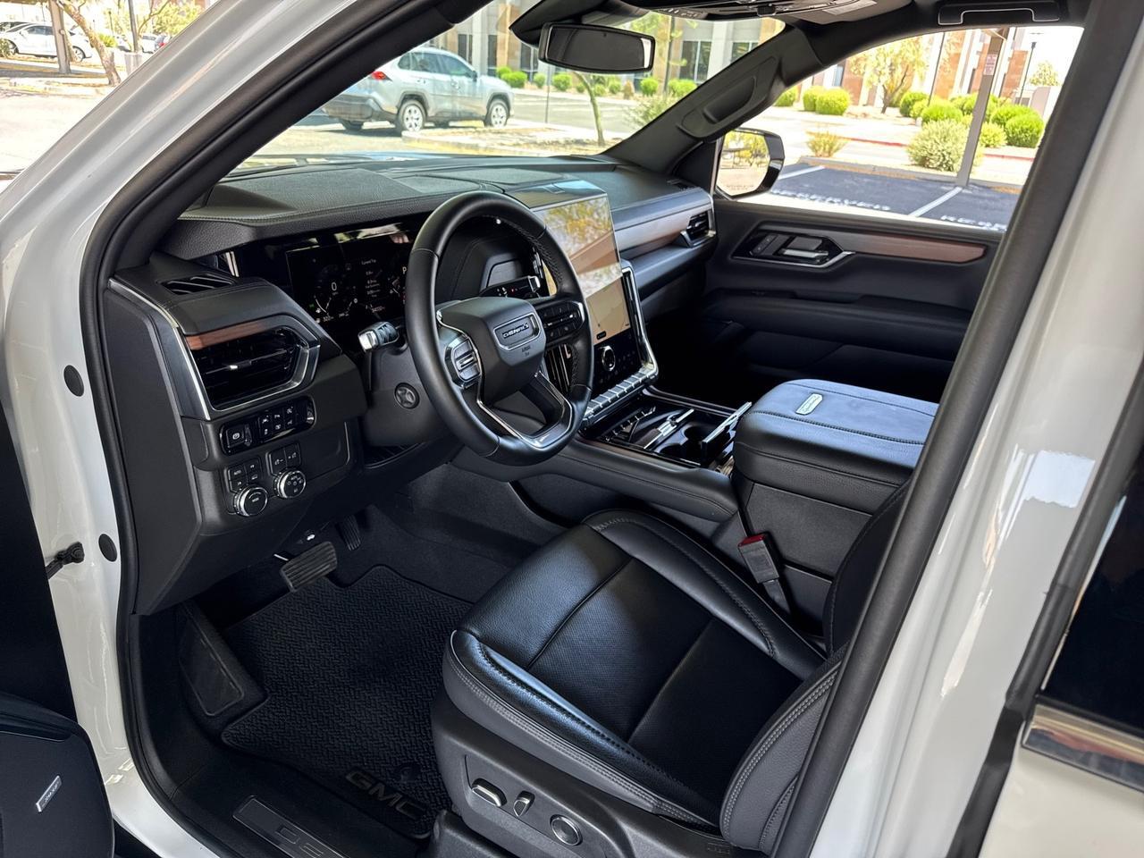 2025 GMC Yukon XL Denali 4WD 1-Owner Scottsdale AZ