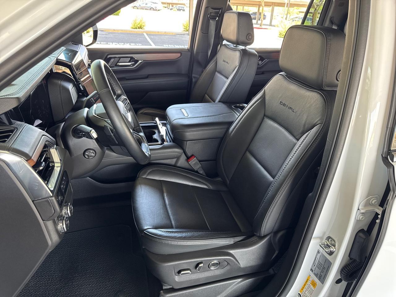 2025 GMC Yukon XL Denali 4WD 1-Owner Scottsdale AZ