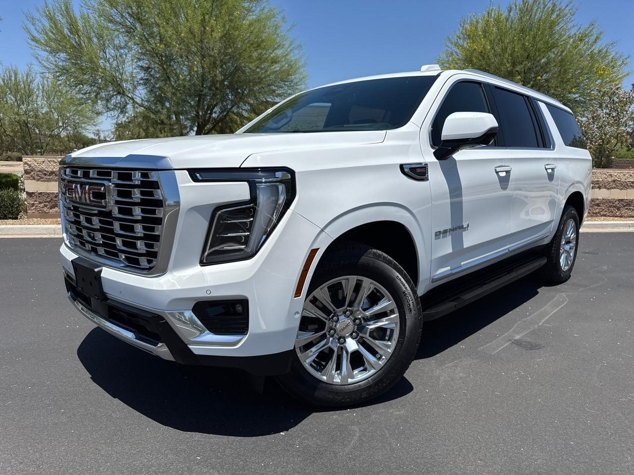 2025 GMC Yukon XL Denali 4WD 1-Owner