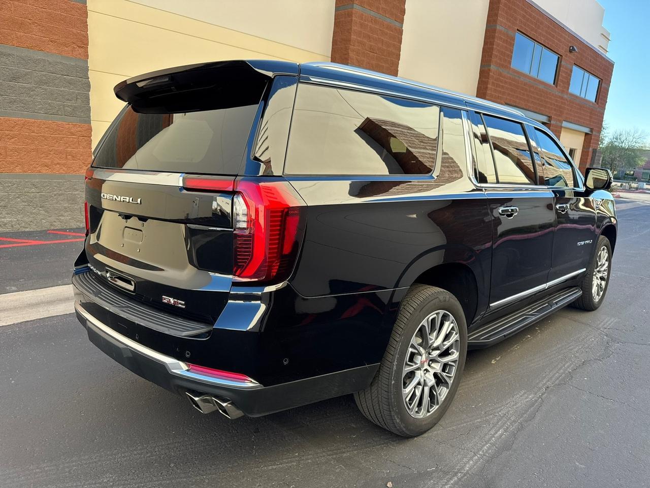 2025 GMC Yukon XL Denali 4WD 22inch Wheels 1-Owner Scottsdale AZ