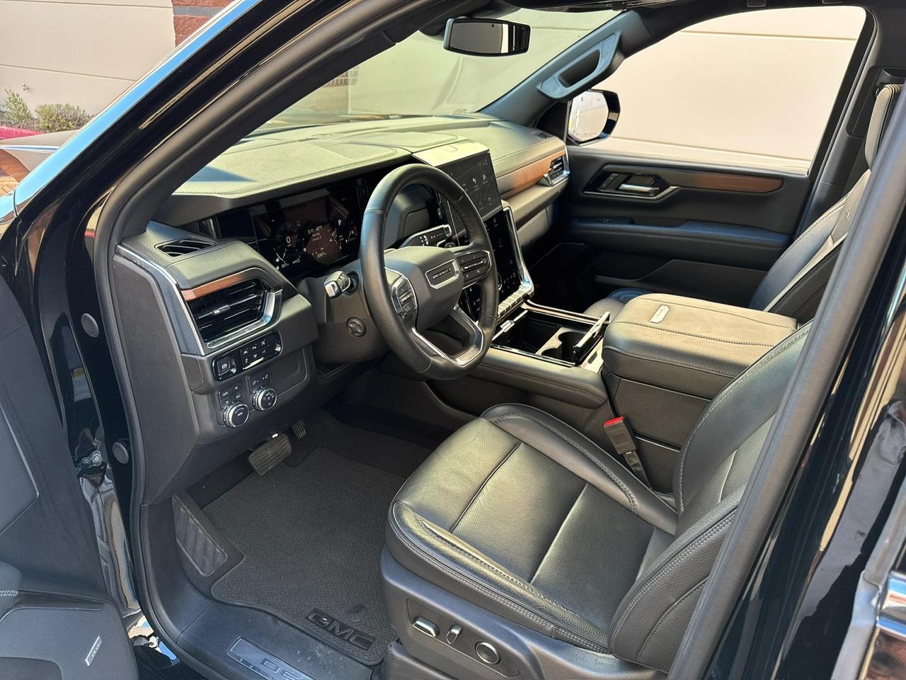 2025 GMC Yukon XL Denali 4WD 22inch Wheels 1-Owner Scottsdale AZ
