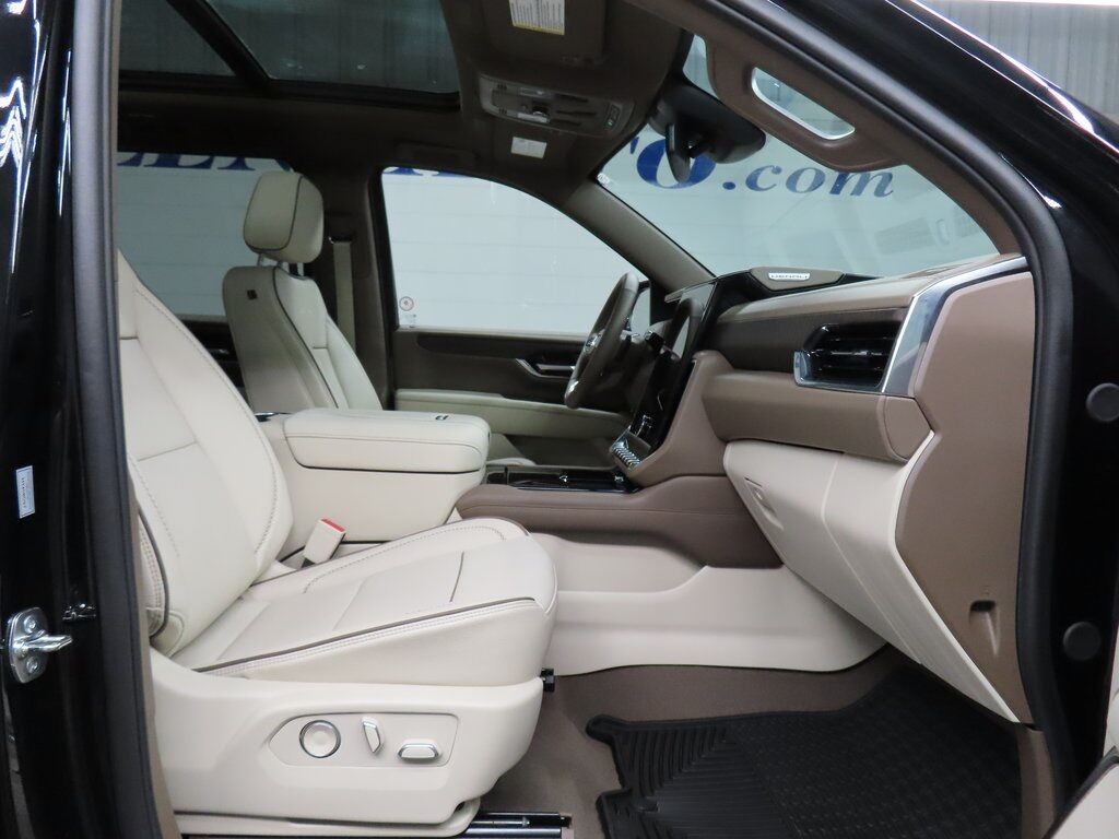 2025 GMC Yukon XL Denali 4WD 7 Passenger Fond du Lac WI