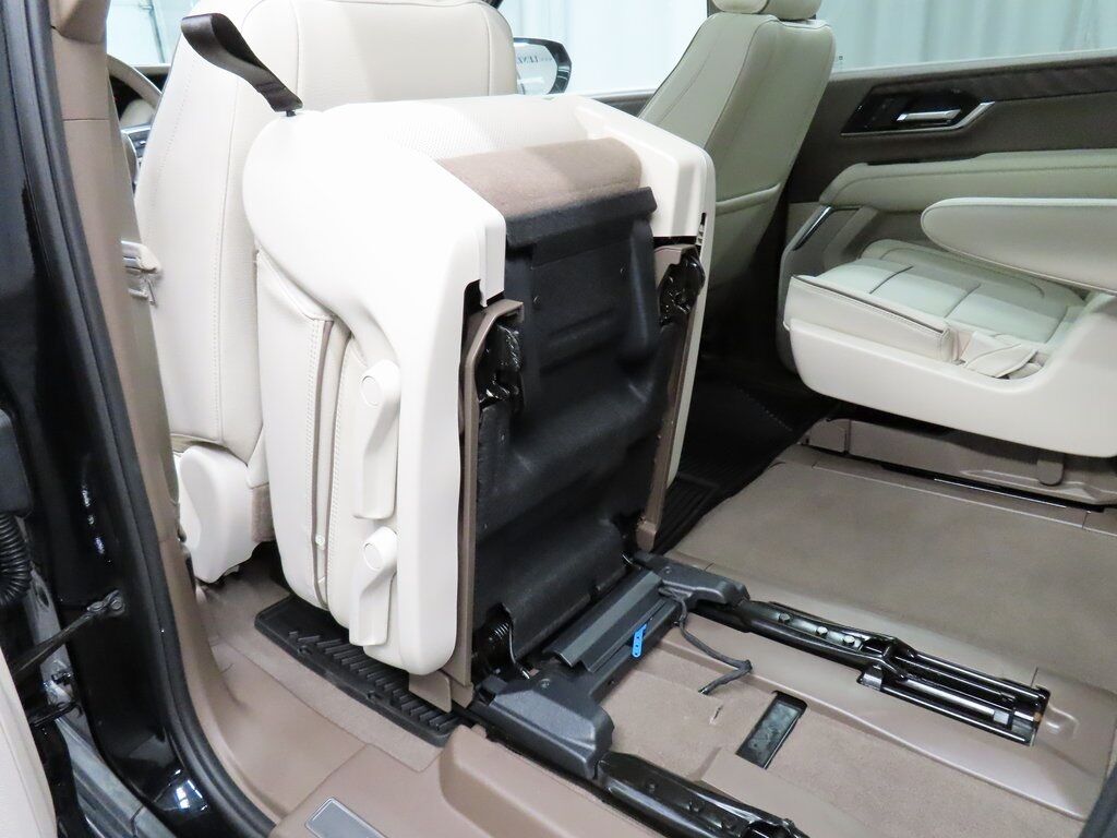 2025 GMC Yukon XL Denali 4WD 7 Passenger Fond du Lac WI