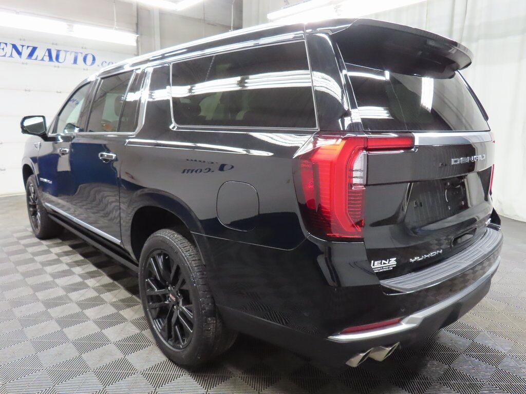 2025 GMC Yukon XL Denali 4WD 7 Passenger Fond du Lac WI