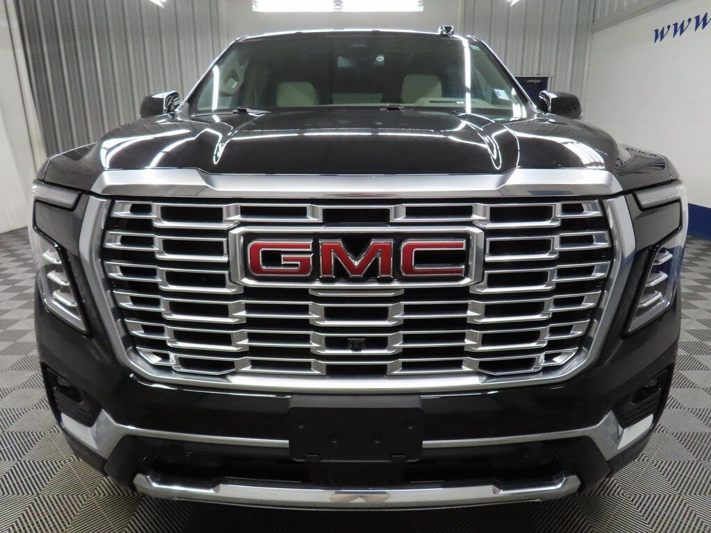 2025 GMC Yukon XL Denali 4WD 7 Passenger Fond du Lac WI