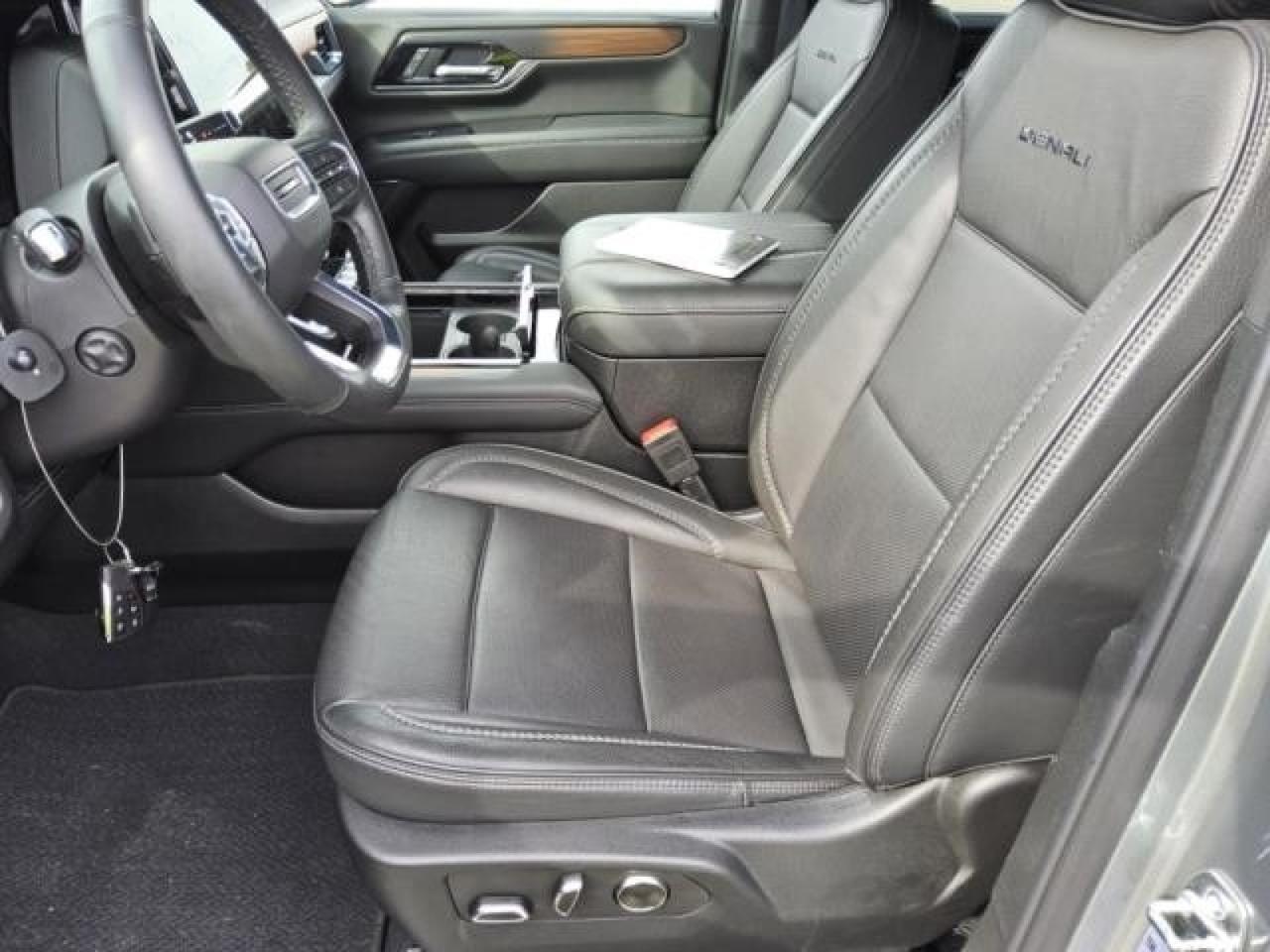 2025 GMC Yukon XL Denali 4WD Only 21k Miles 1-Owner Scottsdale AZ
