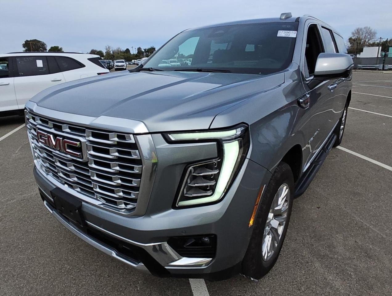2025 GMC Yukon XL Denali 4WD Only 21k Miles 1-Owner